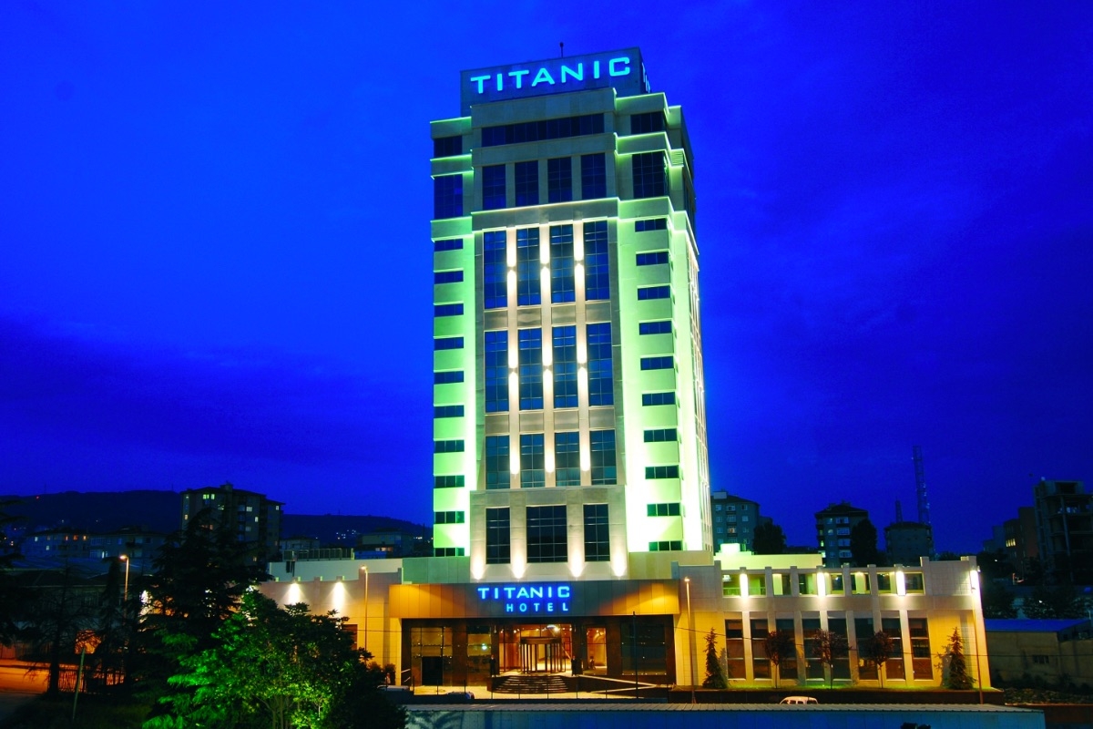 Titanic Business Kartal
